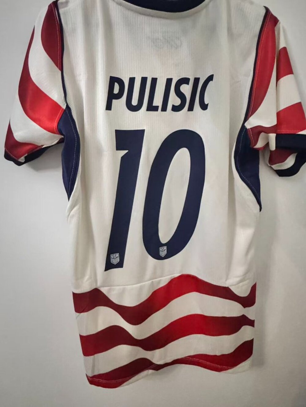 Christian Pulisic #10 Nike USA Soccer Jersey - Home Striped Men's Sizes NWT - Picture 6 of 8